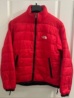 Vintage The North Face Men’s Bright Red Insulated Nylon Jacket Size M